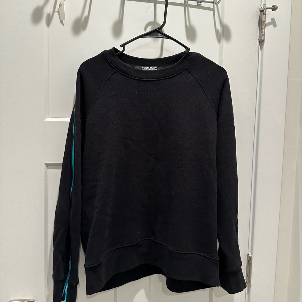 Korean Style Women’s Black Crewneck